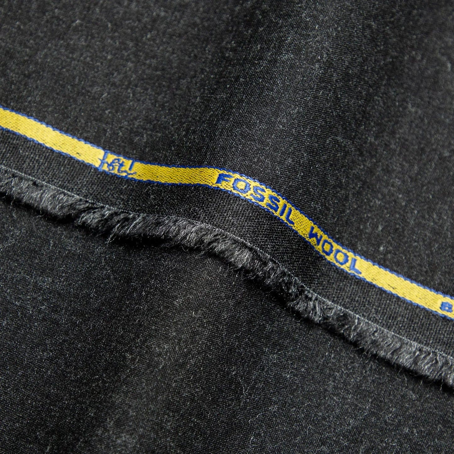 Fossil Wool - Black