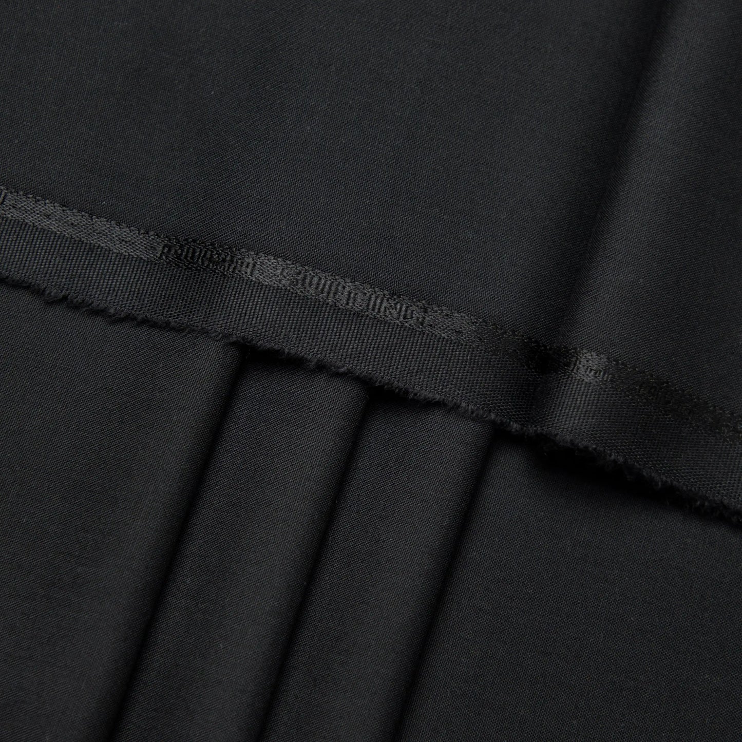 Puma Suiting - Black